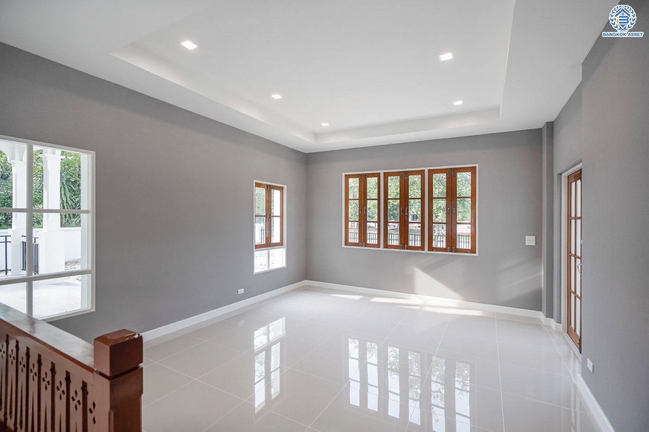 บ้านมือสองตกแต่งใหม่ โครงการ ลัดดารมย์ เพชรเกษม69 ตกแต่งหรูหราดีไซน์สุด Classic วิวสวนสาธารณะ ใกล้ส่วนกลาง บนเนื้อที่ 173.5 ตร.ว. ฟังก์ชันจัดเต็ม 4 ห้องนอน 4 ห้องน้ำ 1 ห้องอเนกประสงค์ 1 ห้องแม่บ้าน จอดรถได้ถึง 2 คัน บนทำเลศักยภาพ เชื่อมต่อหลายเส้นทาง ใกล้เดอะมอลล์บางแค จุดขึ้นทางด่วน "กาญจนาภิเษก" และรถไฟฟ้าสายสีน้ำเงิน "สถานีหลักสอง"